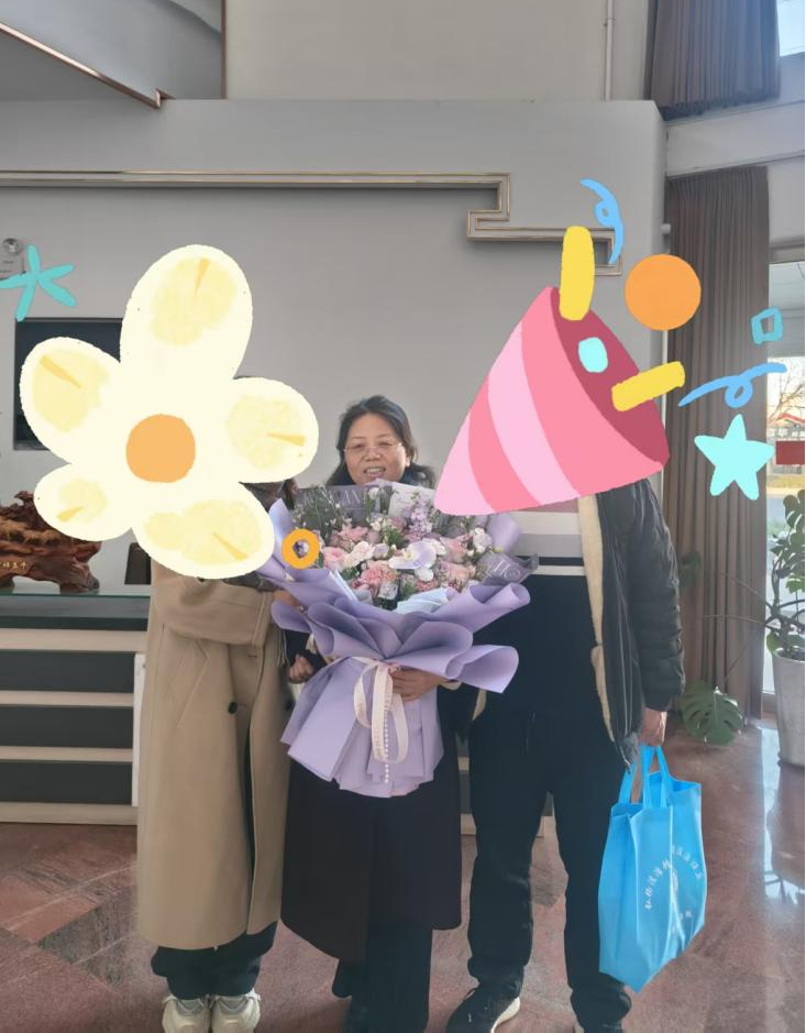 四轮调解终和解，鲜花致谢润亲情——安转玲律师专业化解复杂继承纠纷