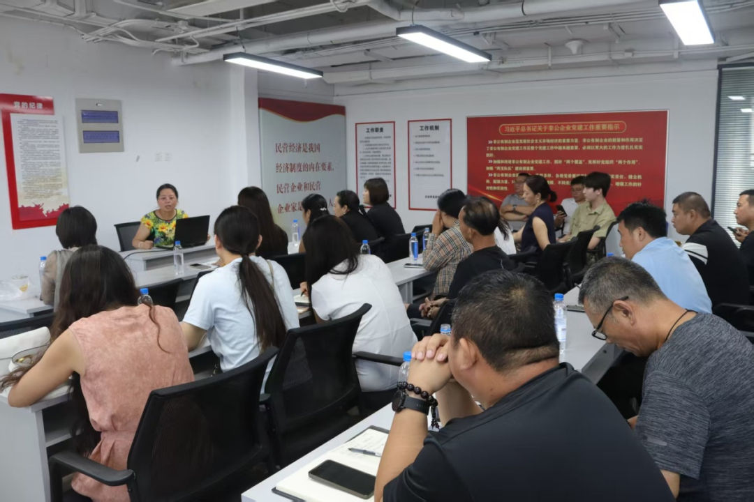 合规用工防范风险  ----河北铭鉴（任丘）律所安转玲律师应邀开展劳动用工专项培训
